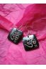 BO7028 Boucle d oreille os de buffle nepalais carre ohm