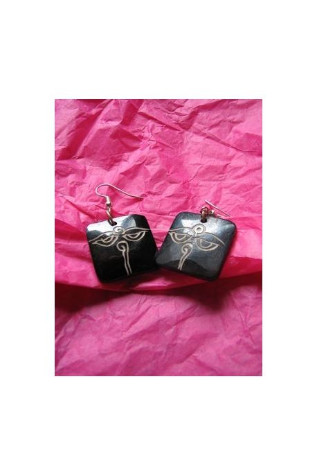BO7029 Boucle d oreille os de buffle carre yeux de bouddha